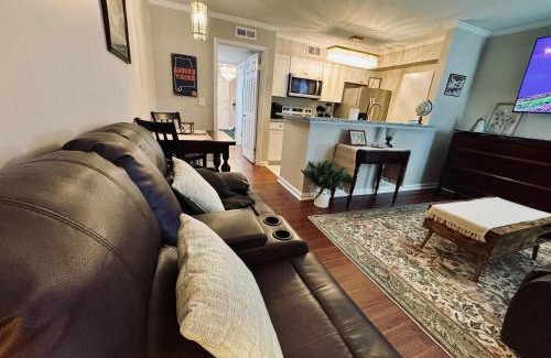 Auburn Casa | Gorgeous Condo across from Vet School