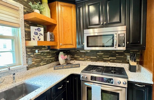 Hoover Casa | Gorgeous & Conveniently Located Townhome - Hoover/Vestavia - UAB - Met