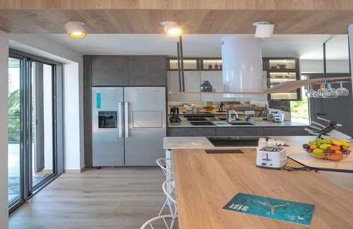 Cove Murtar Villa | Gorgeous Croatian Villa | Villa Hana | 3 Bedrooms | Heated Pool & 2 Mooring Spaces | Cres