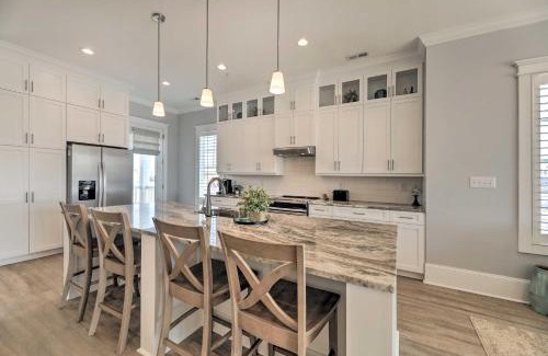Emerald Isle Apartamento | Gorgeous Emerald Isle Getaway Walk to Beach!