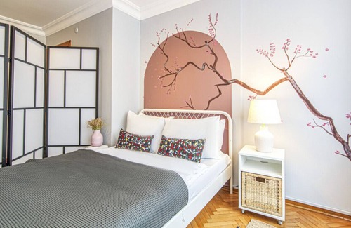 Nisantasi Apartamento | Gorgeous Flat with Lovely Balcony in Nisantasi