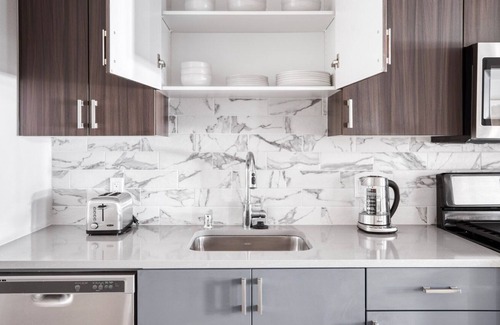 Fremont Apartamento | Gorgeous Fremont 1BR w/ Gym, Pool & W/D, nr BART, by Blueground