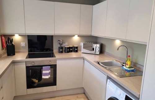 Everton Apartamento | Gorgeous GF Apt, Sleeps 6, Wi-Fi