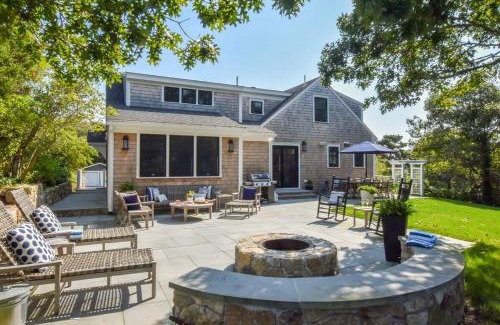 Harwich Port Casa | Gorgeous Home 2 Min Walk to Beach