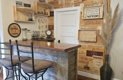 Newberg Casa | Gorgeous Home Close to Wineries and shopping