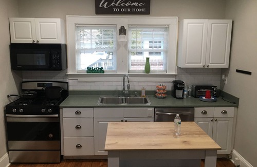 Jefferson Park Casa | Gorgeous home in an incredible neighborhood close to everything!!