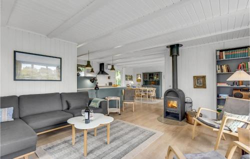 Hvidbjerg Strand Casa | Gorgeous Home In Børkop With Kitchen