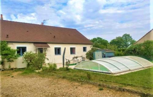 Briare Casa | Gorgeous Home In Briare With Sauna