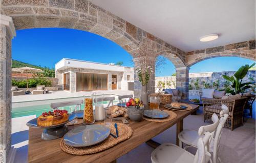 Businci Casa | Gorgeous Home In Cera With Wifi