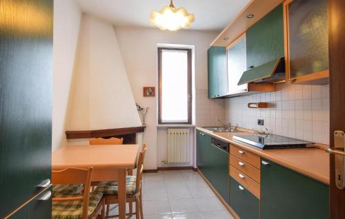 Calmasino Casa | Gorgeous Home In Cisano Di Bardolino