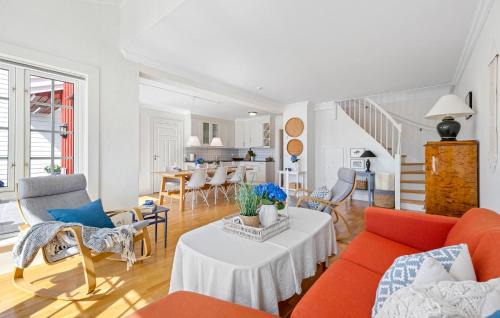 Gjeving Casa | Gorgeous Home In Gjeving With Wifi