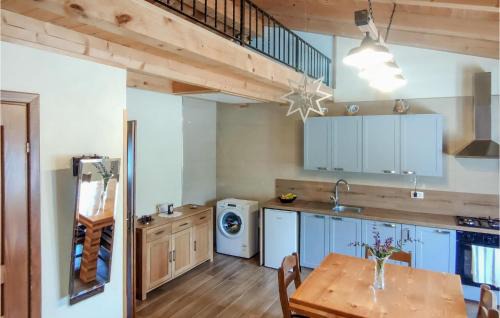 Groznjan Apartamento | Gorgeous Home In Groznjan With Wi-Fi