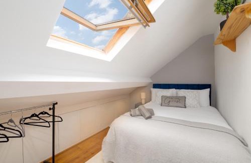 Lincoln Casa | Gorgeous Home in Heart of Historic Lincoln