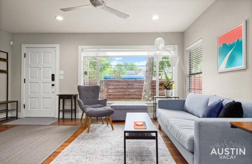 Zilker Casa | Gorgeous Home in Heart of Zilker with Full Kitchen