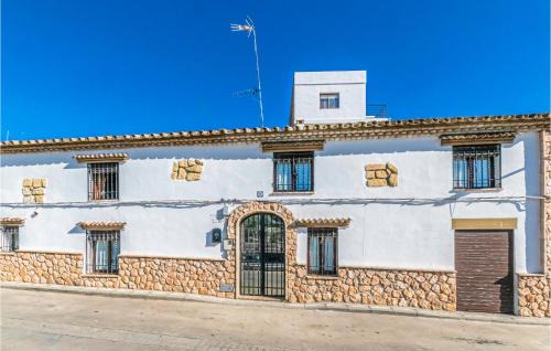 Hornachuelos Casa | Gorgeous Home In Hornachuelos With Wifi