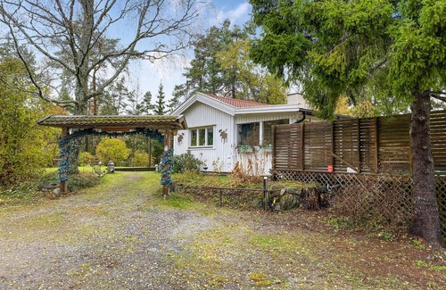 Flemingsberg Casa | Gorgeous home in Huddinge with Wi-Fi