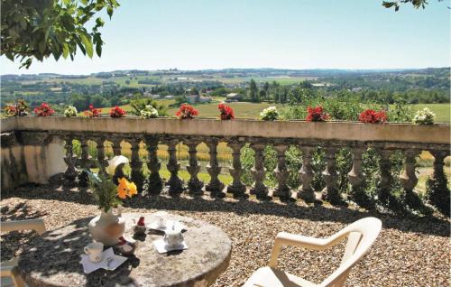 Lavardac Casa | Gorgeous Home In Lavardac With Kitchen