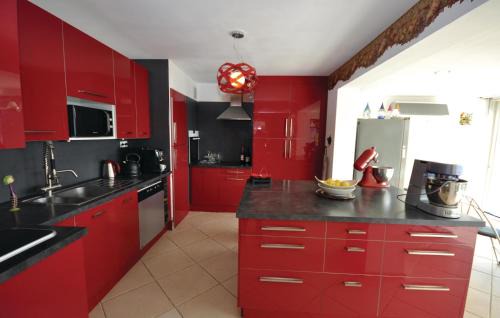 Les Adrets-de-l'Esterel Casa | Gorgeous Home In Les Adrets With Wifi