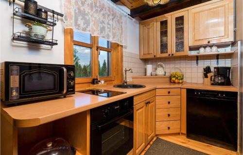 Lovinac Casa | Gorgeous Home In Lovinac With Sauna