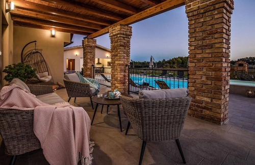 Loborika Casa | Gorgeous home in Marcana