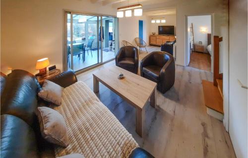 Kerherou Casa | Gorgeous Home In Moëlan-Sur-Mer