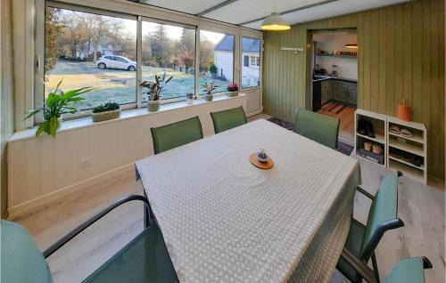 Kerherou Casa | Gorgeous Home In Moëlan-Sur-Mer
