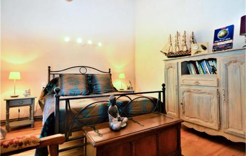 Arles Casa | Gorgeous Home In Moulès With Wifi