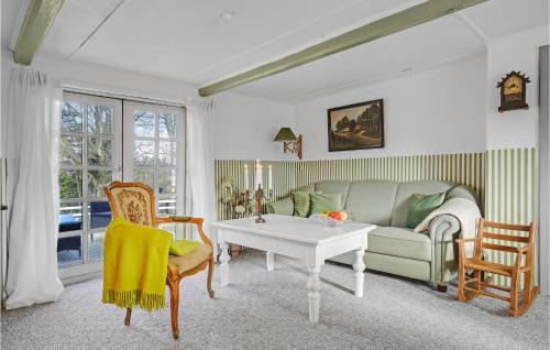 Ørsted Casa | Gorgeous Home In Ørsted With Kitchen