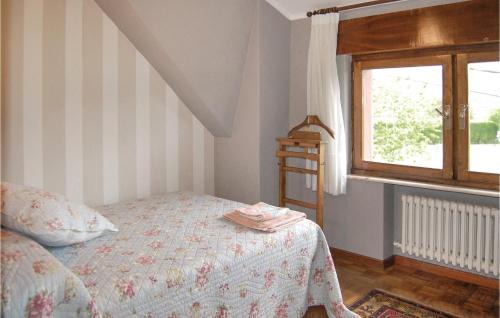 Villamayor Casa | Gorgeous Home In Piloña With Kitchen