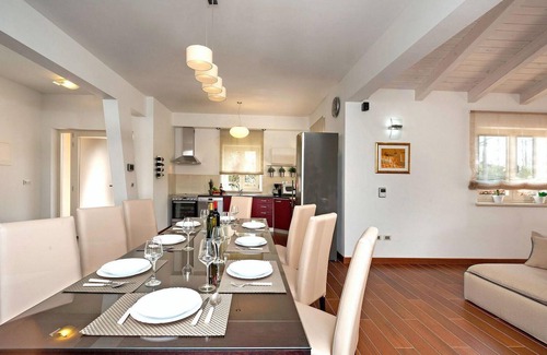 Labinci Casa | Preciosa casa en Porec