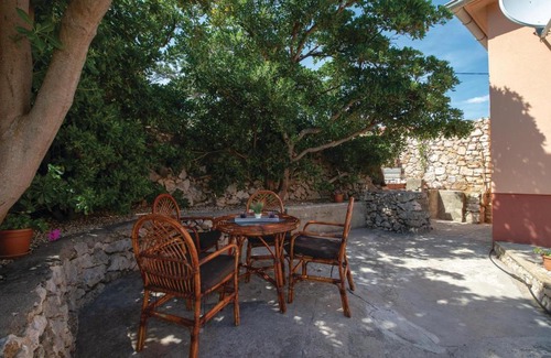 Razanac Casa | Gorgeous Home In Razanac With Kitchen
