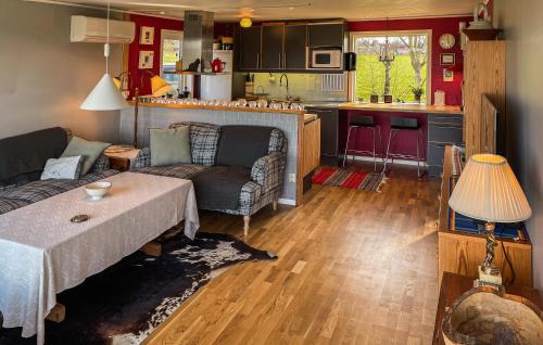 Karlskrona Municipality Casa | Gorgeous Home In Senoren With Kitchen