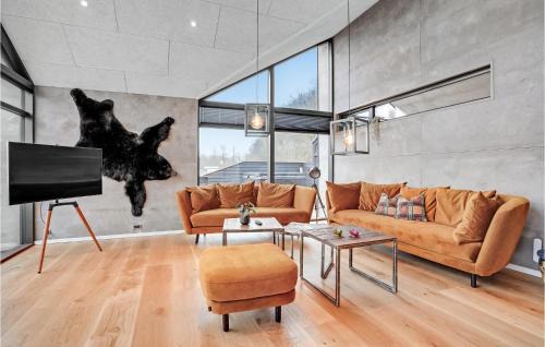Sjølund Casa | Gorgeous Home In Sjølund With Kitchen