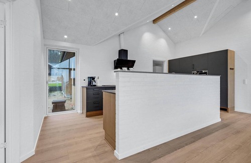 Sjølund Casa | Preciosa casa en Sjølund con cocina