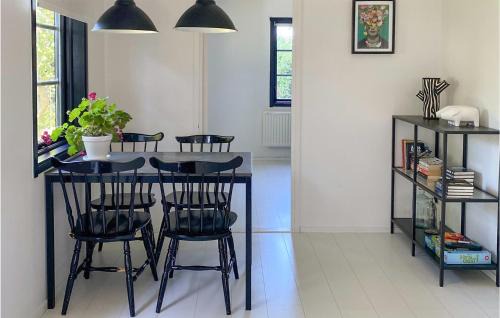 Skivarp Casa | Gorgeous Home In Skivarp With Kitchen