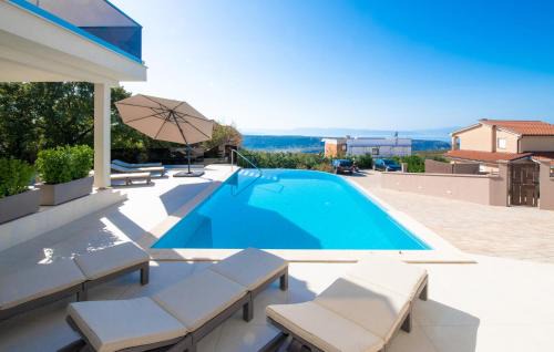 Smrika Casa | Gorgeous Home In Smrika With Sauna