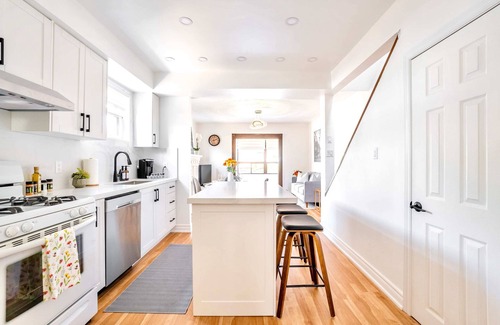 Oakwood Village Casa | Gorgeous Home in the Heart of St. Clair West!
