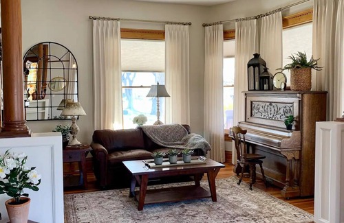 Canon City Casa | Gorgeous Home in the heart of the Royal Gorge Region