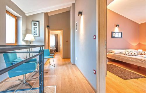Heki Casa | Gorgeous Home In Trosti With Jacuzzi