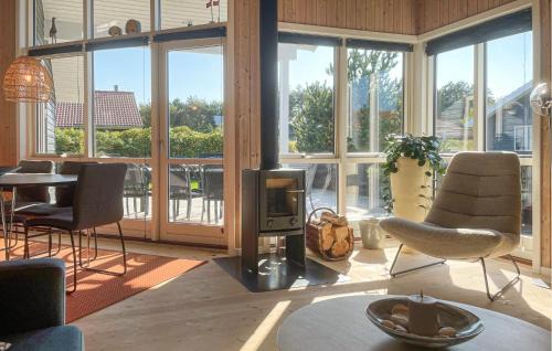 Nørre Fjand Casa | Gorgeous Home In Ulfborg With Kitchen