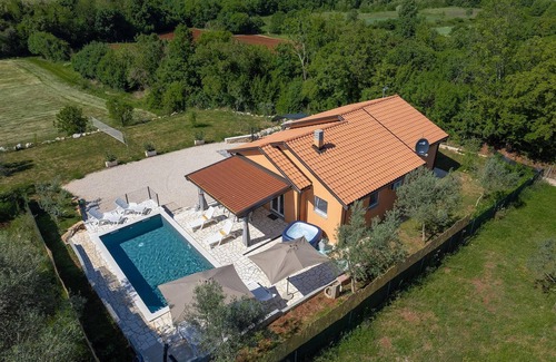 Radini Casa | Preciosa casa en Umag