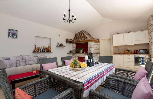 Valica Casa | Preciosa casa en Umag