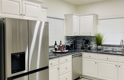 Coarsegold Casa | Gorgeous home near Bass Lake with RV/boat parking