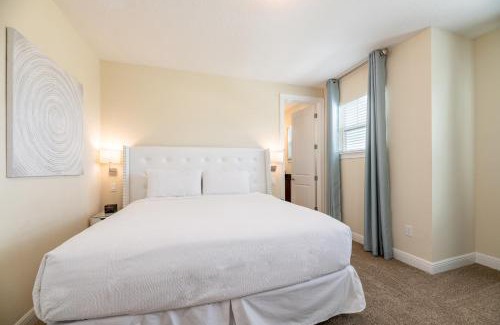 West Kissimmee Casa | Gorgeous Home With Media, Disney Themed Kids Room Near Disney With Waterpark & Resort Access At Encore Resort - 771La