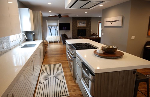 Harbor Springs Casa | Gorgeous in Downtown Harbor Springs