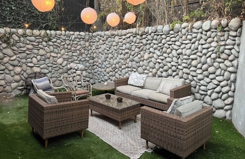 Sunset Junction Casa | Gorgeous LA Craftsman in Silverlake with outdoor shower and fire pit
