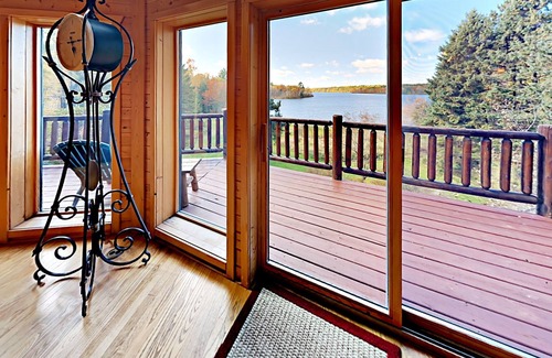 Chief Lake Cabina | Hermosa casa de lago en Lac Courte Oreilles, lago más fino de Hayward