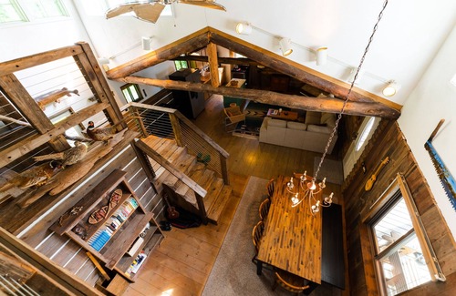 Markesan Cabina | Gorgeous Lake House on Little Green Lake
