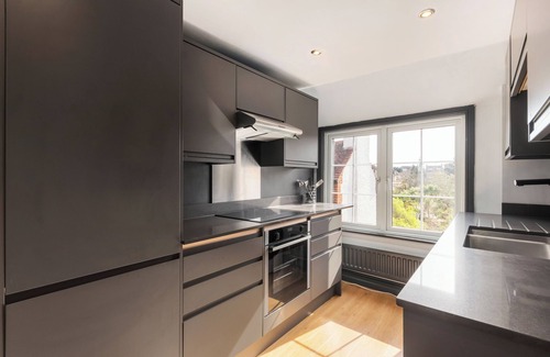 Streatham Hill Apartamento | Gorgeous light loft apartment + parking