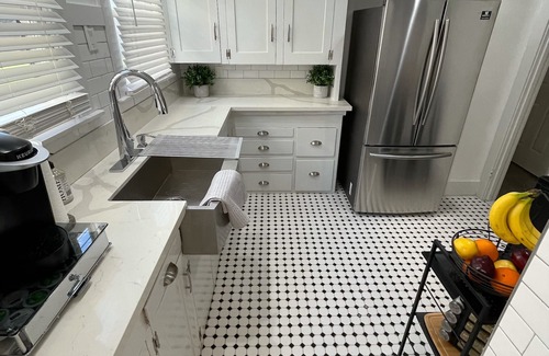 Alamitos Beach Apartamento | Gorgeous Long Beach Apartment Walking Distance to Beach & Downtown